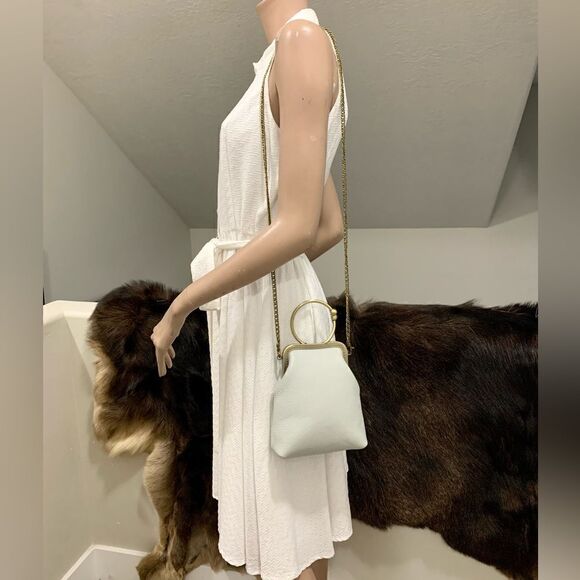 Handsewn Vintage Oriental Style Genuine Leather Kisslock Wristlet/Crossbody - Picture 2 of 13